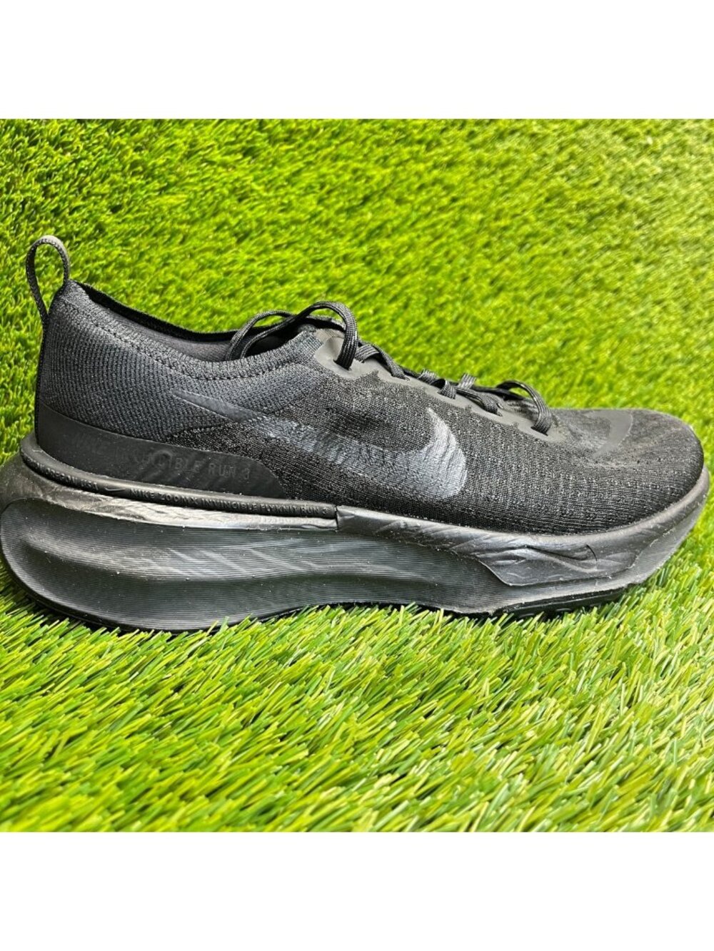Nike ZoomX Invincible Run 3 Mens Size 9.5 Black Athletic Running Shoes Sneakers